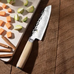 Shun Premier Blonde 7 Piece Knife Block Set -Shun 2 2 115f6a8c 12e7 45e4 9e40 4d7602f68860 scaled