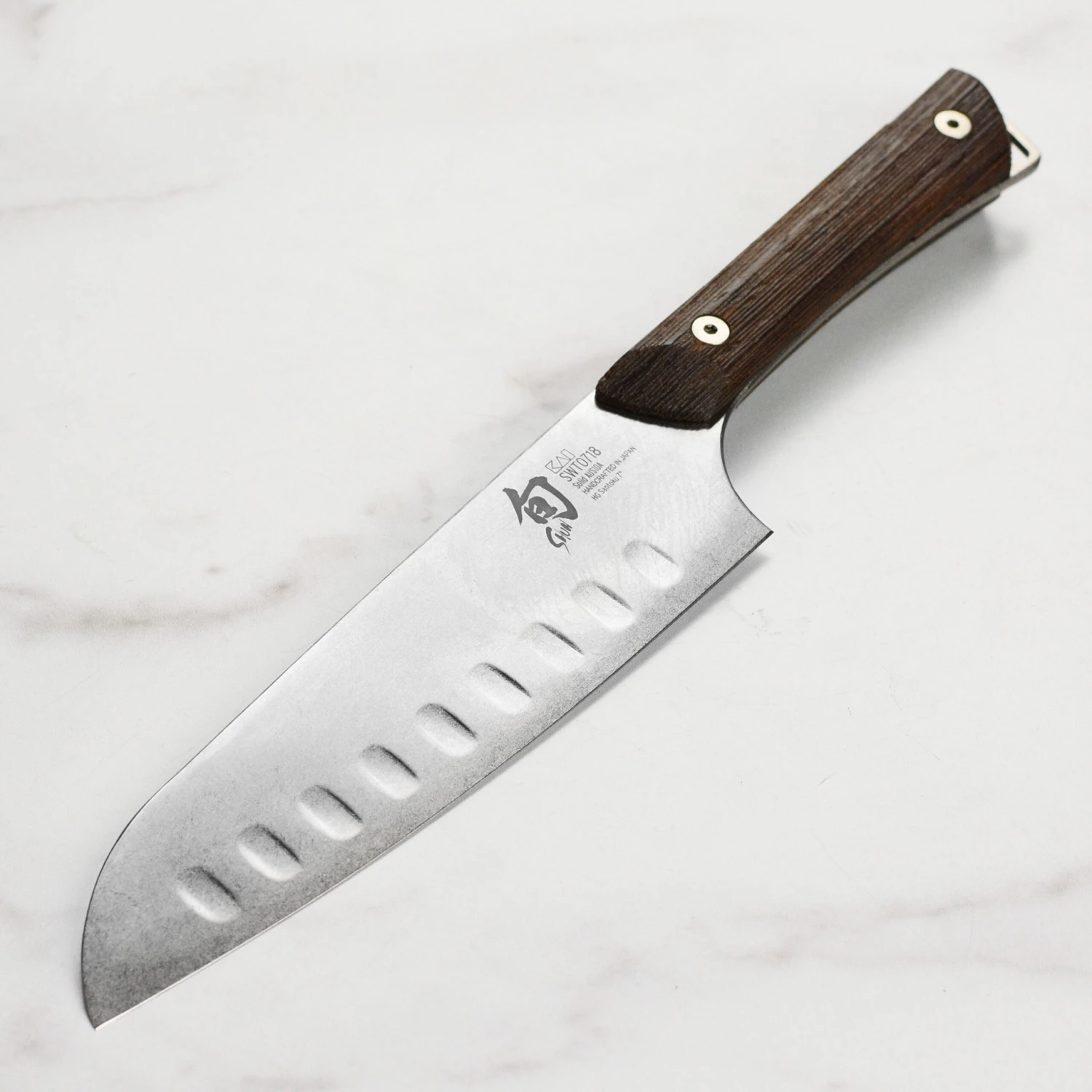 Shun Kanso 7" Hollow Edge Santoku Knife 5 Shun Kanso 7" Hollow Edge Santoku Knife - Image 5