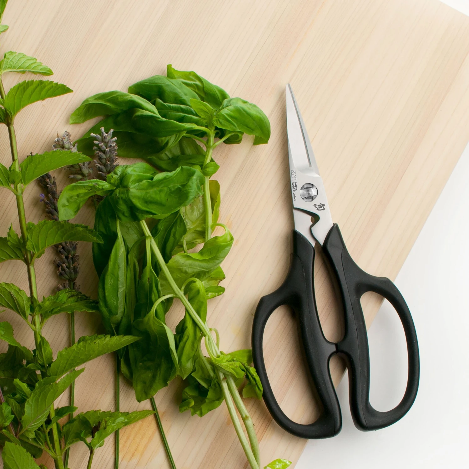 Shun Sora 6 Piece Knife Block Set 12 Shun Sora 6 Piece Knife Block Set - Image 12